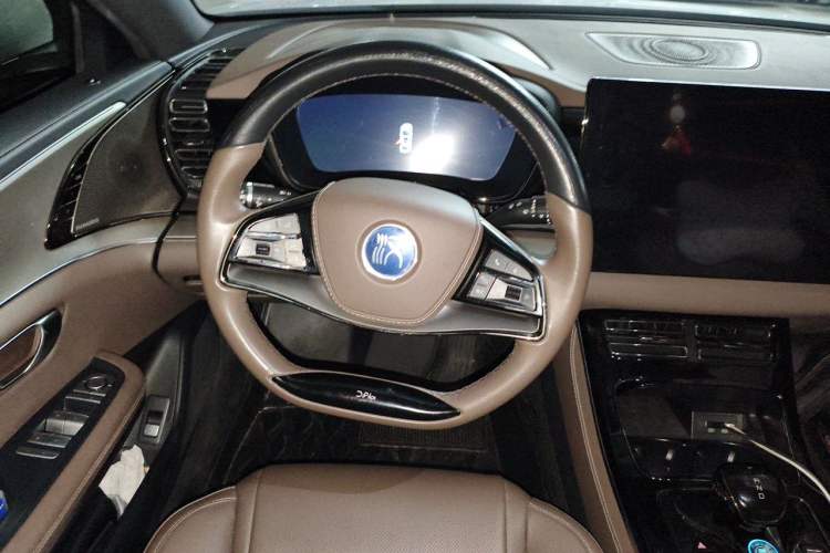 Used BYD Han 2022 DM-i 121KM Prestige Model Steering Wheel
