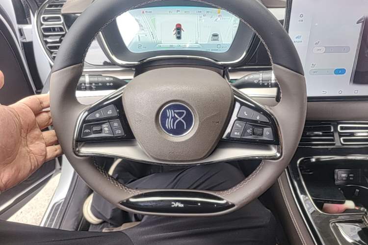 Used BYD Han 2022 DM-i 121KM Prestige Model Steering Wheel