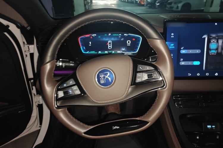 Used BYD Han 2022 DM-i 121KM Luxury Model Steering Wheel