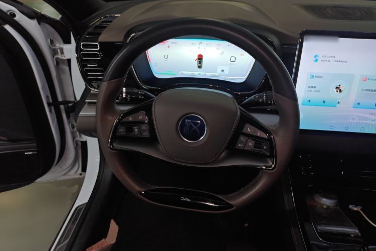 Used BYD Han 2022 DM-i 121KM Prestige Model Steering Wheel