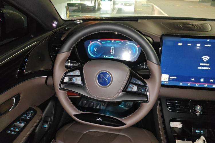 Used BYD Han 2022 EV Genesis Edition 715 km Front-Wheel-Drive Flagship Model Steering Wheel