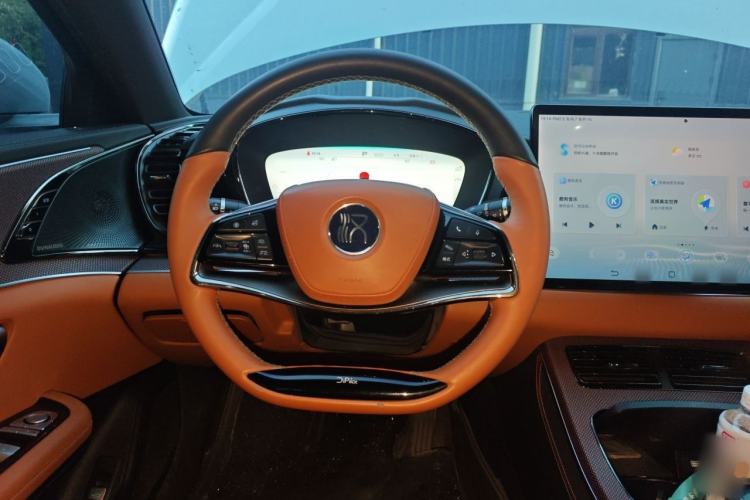 Used BYD Han 2022 DM-i 121KM Flagship Model Steering Wheel