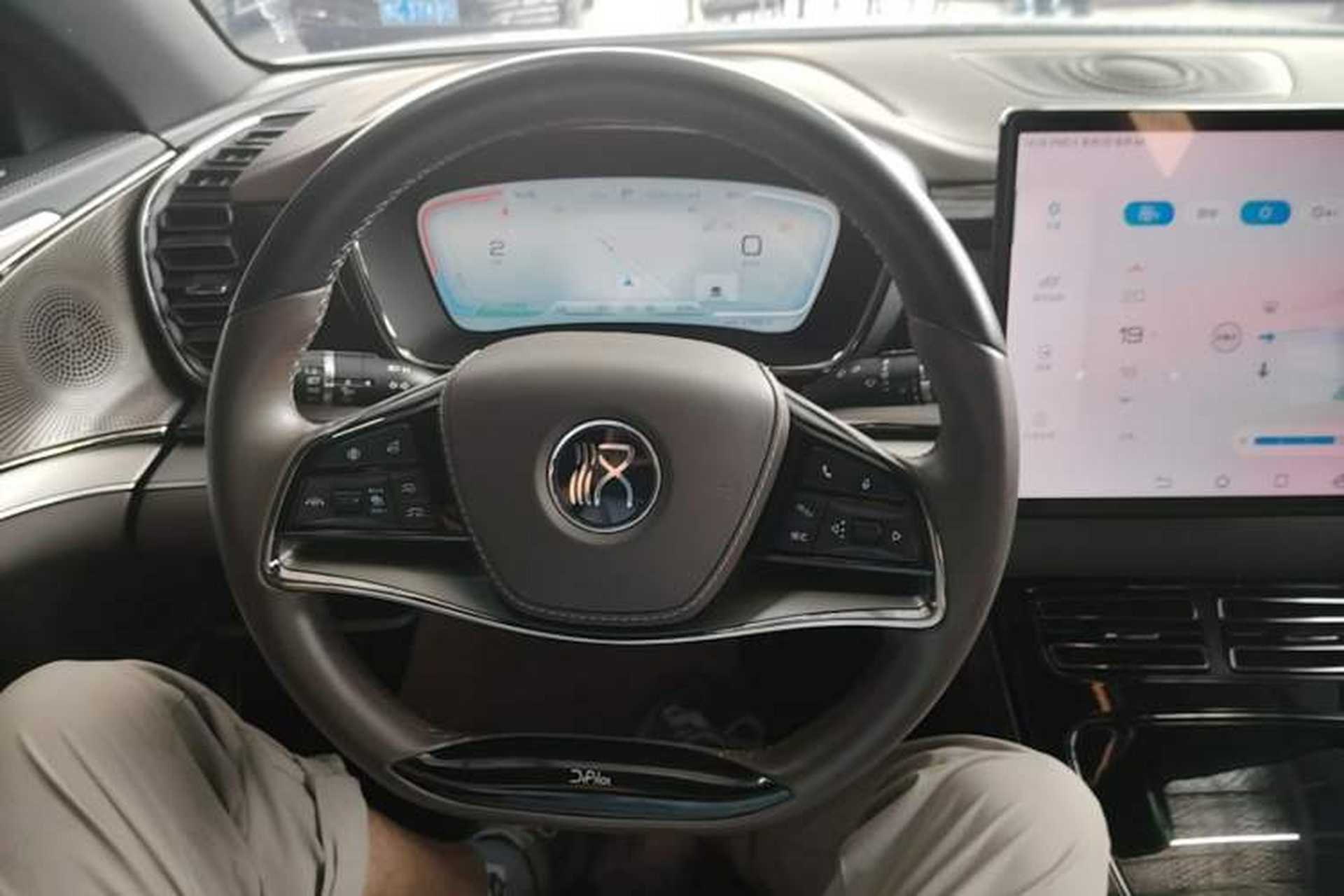 Used BYD Han 2022 DM-i 121KM Prestige Model Steering Wheel