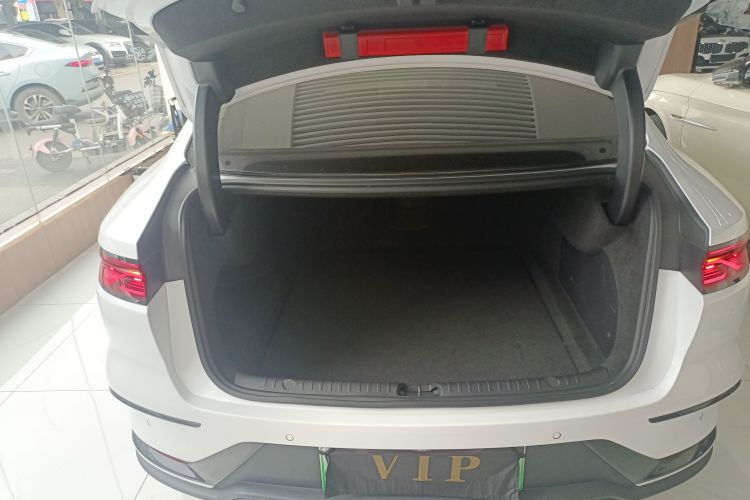 Used BYD Han 2022 EV Genesis Edition 715 km Front-Wheel-Drive Flagship Model Trunk