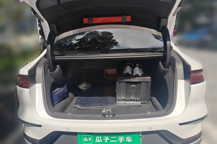 Used BYD Han 2022 DM-i 121KM Luxury Model Trunk