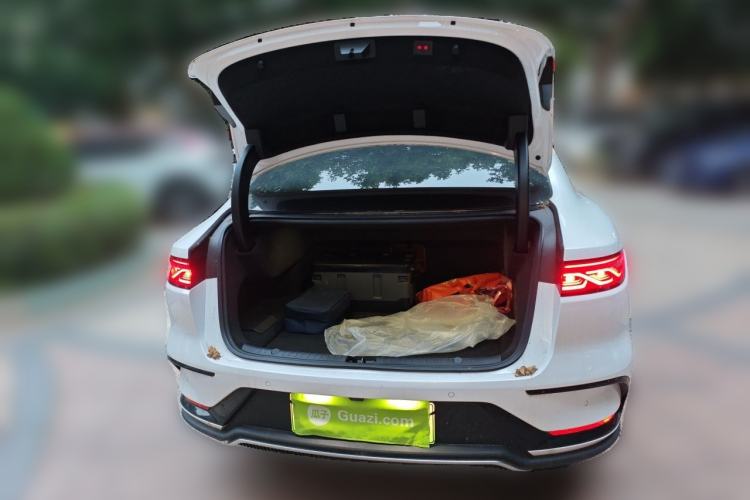 Used BYD Han 2022 DM-i 121KM Luxury Model Trunk