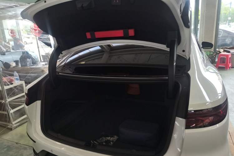Used BYD Han 2022 DM-i 121KM Prestige Model Trunk