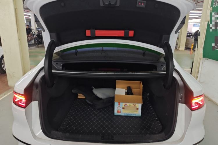 Used BYD Han 2022 DM-i 121KM Prestige Model Trunk