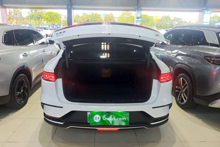 Used BYD Han 2022 DM-i 121KM Luxury Model Trunk