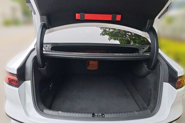 Used BYD Han 2022 DM-i 121KM Luxury Model Trunk