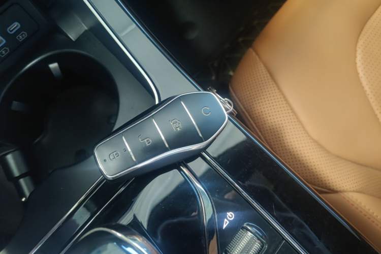 Used BYD Han 2022 DM-i 121KM Prestige Model Vehicle Key