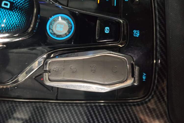 Used BYD Han 2022 DM-i 121KM Luxury Model Vehicle Key