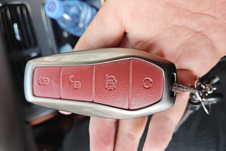 Used BYD Han 2022 EV Genesis Edition 610KM All-Wheel Drive Premium Model Vehicle Key