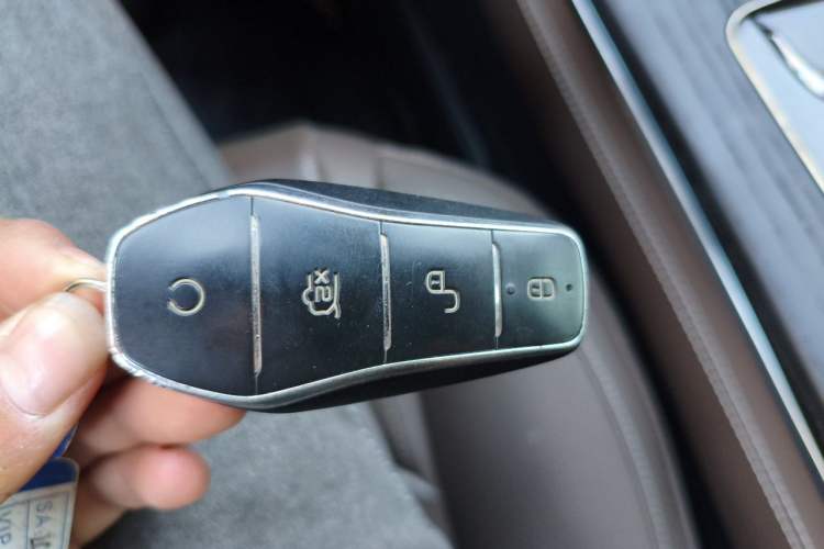 Used BYD Han 2022 DM-i 121KM Luxury Model Vehicle Key
