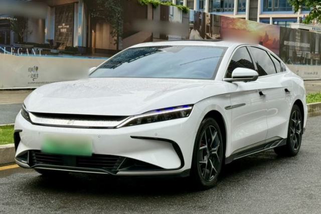 Used BYD Han 2022 EV Genesis Edition 715KM Front-Wheel-Drive Prestige Model