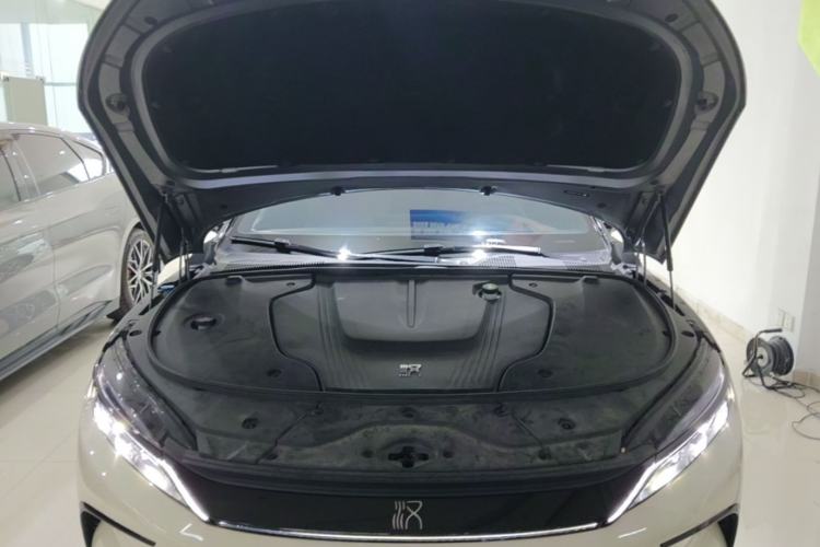Used BYD Han 2022 EV Genesis Edition 715 km Front-Wheel-Drive Flagship Model Engine Bay