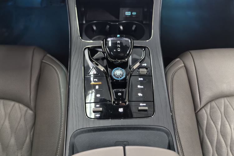Used BYD Han 2022 DM-i 121KM Luxury Model Gear Lever