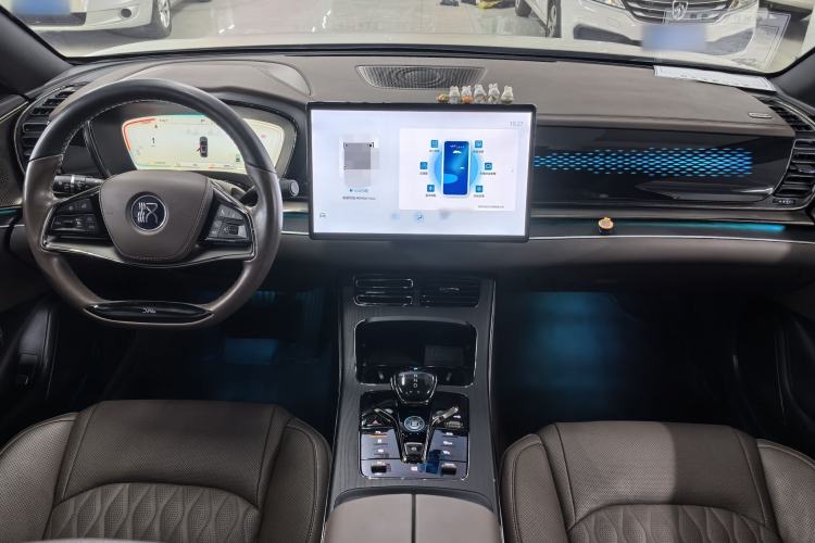 Used BYD Han 2022 DM-i 121KM Luxury Model Interior 6