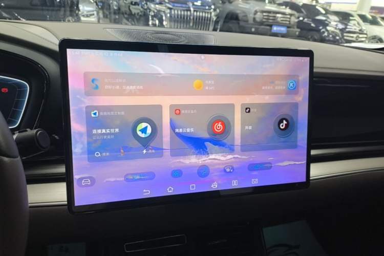 Used BYD Han 2023 EV Champion Edition 605KM Front-Drive Premium Model Audio And AC Panel