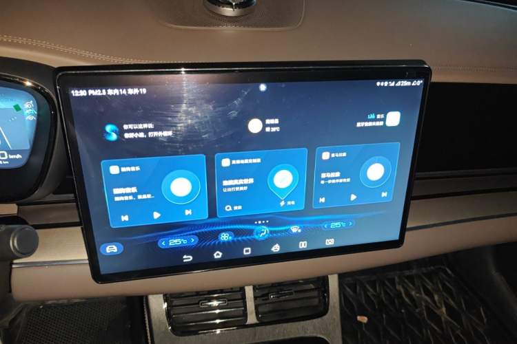 Used BYD Han 2023 EV Champion Edition 715KM Front-Drive Prestige Model Audio And AC Panel