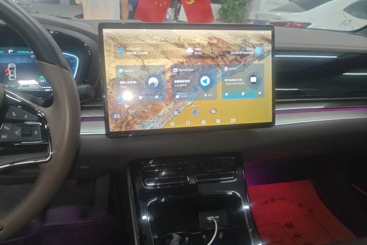Used BYD Han 2023 DM-i Champion Edition 121KM Prestige Model Audio And AC Panel