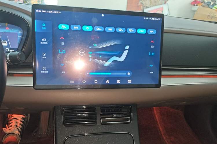 Used BYD Han 2023 DM-i Champion Edition 121KM Prestige Model Audio And AC Panel