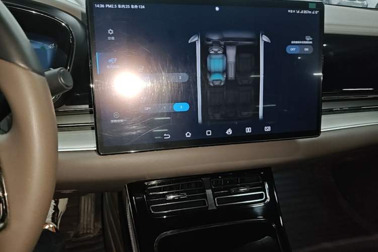Used BYD Han 2023 EV Champion Edition 605KM Front-Drive Premium Model Audio And AC Panel
