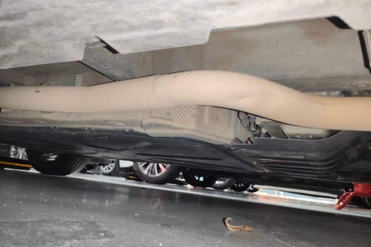 Used BYD Han 2023 DM-i Champion Edition 121KM Prestige Model Chassis Front Right