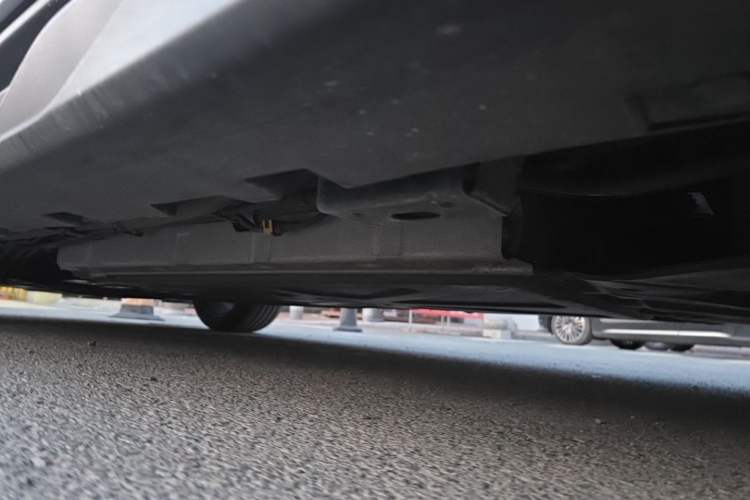 Used BYD Han 2023 DM-i Champion Edition 121KM Prestige Model Chassis Rear Left