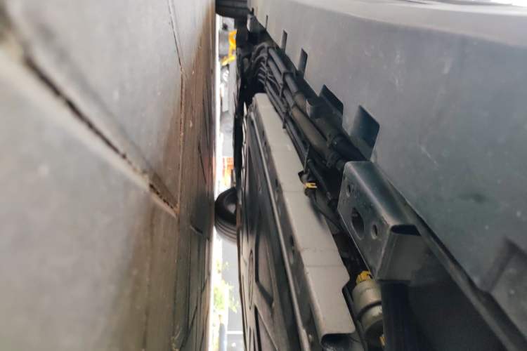 Used BYD Han 2023 DM-i Champion Edition 121KM Prestige Model Chassis Rear Left