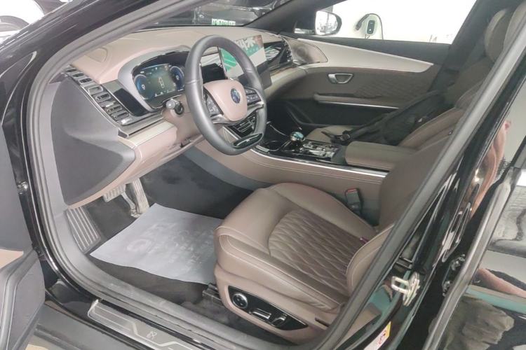 Used BYD Han 2023 DM-i Champion Edition 121KM Prestige Model Driver Seat