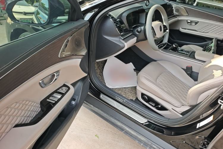 Used BYD Han 2023 EV Champion Edition 715KM Front-Drive Prestige Model Driver Seat