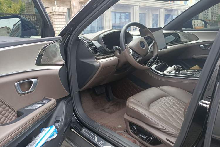 Used BYD Han 2023 DM-i Champion Edition 121KM Prestige Model Driver Seat