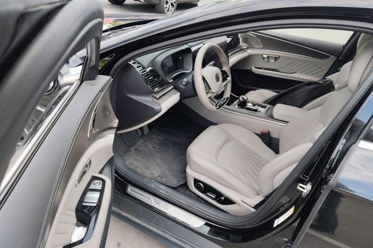 Used BYD Han 2023 DM-i Champion Edition 121KM Prestige Model Driver Seat