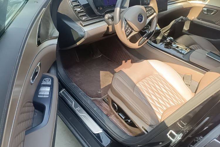 Used BYD Han 2023 EV Champion Edition 506KM Front-Wheel-Drive Premium Model Driver Seat