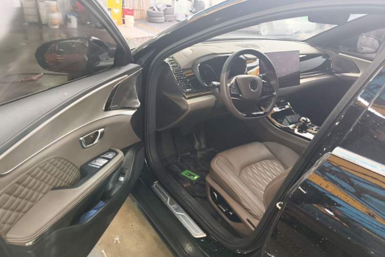 Used BYD Han 2023 DM-i Champion Edition 121KM Prestige Model Driver Seat