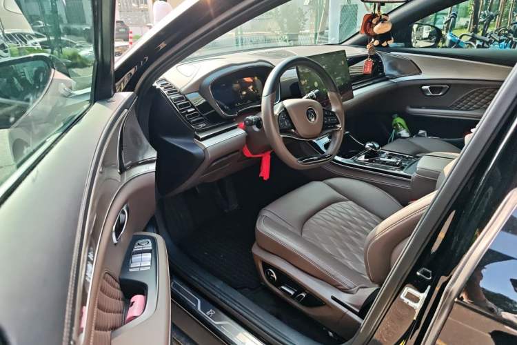 Used BYD Han 2023 EV Champion Edition 605KM Front-Drive Premium Model Driver Seat
