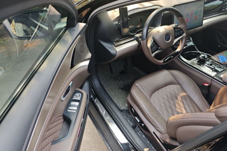 Used BYD Han 2023 EV Champion Edition 506KM Front-Wheel-Drive Premium Model Driver Seat