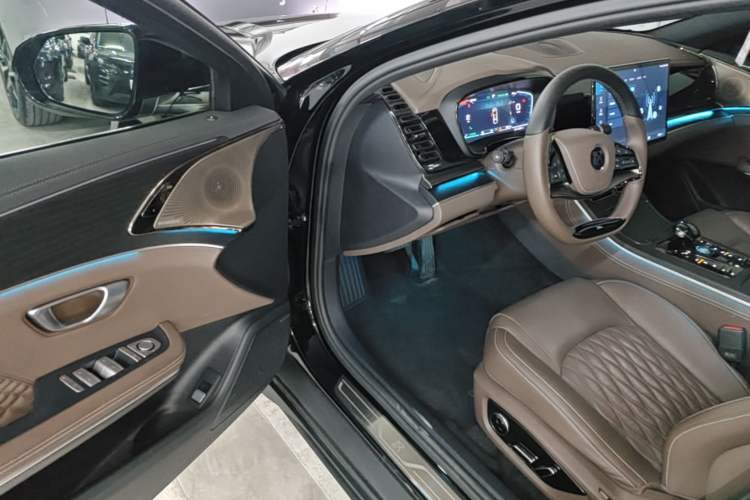 Used BYD Han 2023 DM-i Champion Edition 121KM Prestige Model Driver Seat