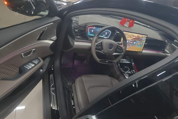 Used BYD Han 2023 DM-i Champion Edition 121KM Prestige Model Driver Seat