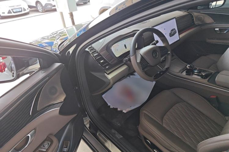 Used BYD Han 2023 DM-i Champion Edition 121KM Prestige Model Driver Seat