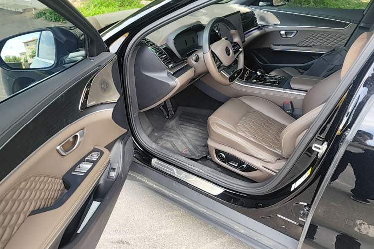 Used BYD Han 2023 DM-i Champion Edition 121KM Prestige Model Driver Seat