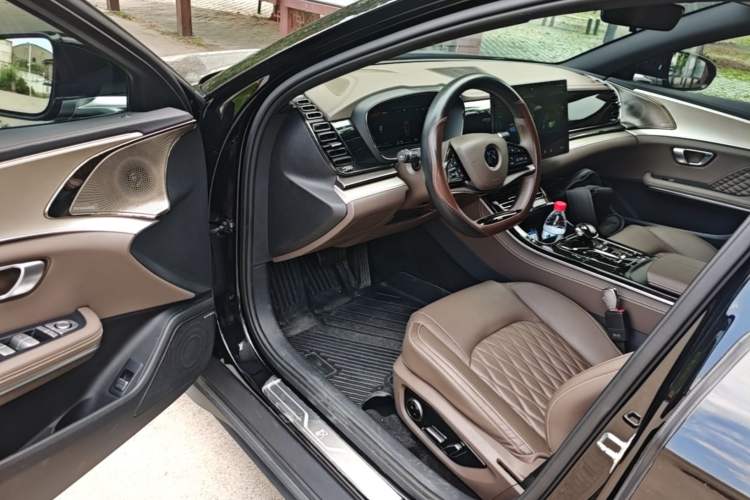 Used BYD Han 2023 EV Champion Edition 605KM Front-Drive Premium Model Driver Seat