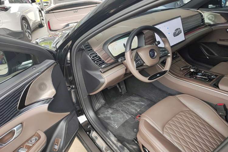 Used BYD Han 2023 DM-i Champion Edition 121KM Prestige Model Driver Seat