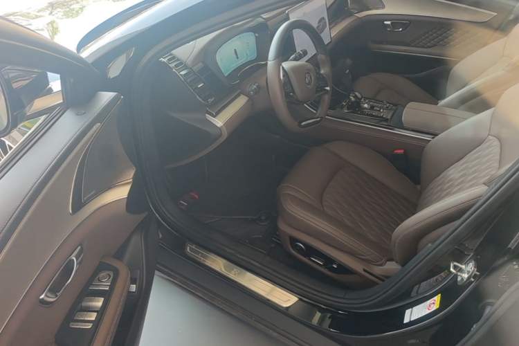 Used BYD Han 2023 DM-i Champion Edition 121KM Prestige Model Driver Seat