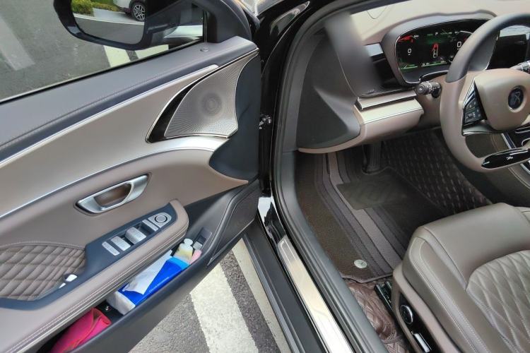 Used BYD Han 2023 EV Champion Edition 506KM Front-Wheel-Drive Premium Model Driver Seat