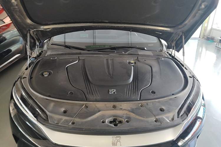 Used BYD Han 2023 EV Champion Edition 605KM Front-Drive Premium Model Engine Bay