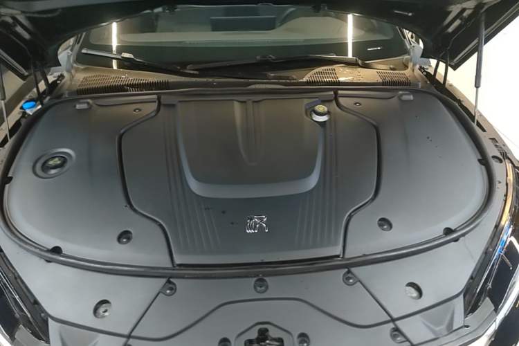 Used BYD Han 2023 EV Champion Edition 605KM Front-Drive Premium Model Engine Bay