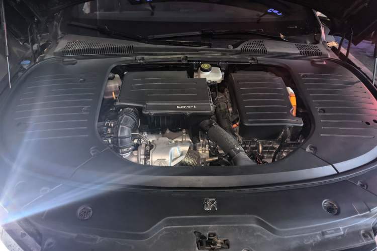 Used BYD Han 2023 DM-i Champion Edition 121KM Prestige Model Engine Bay