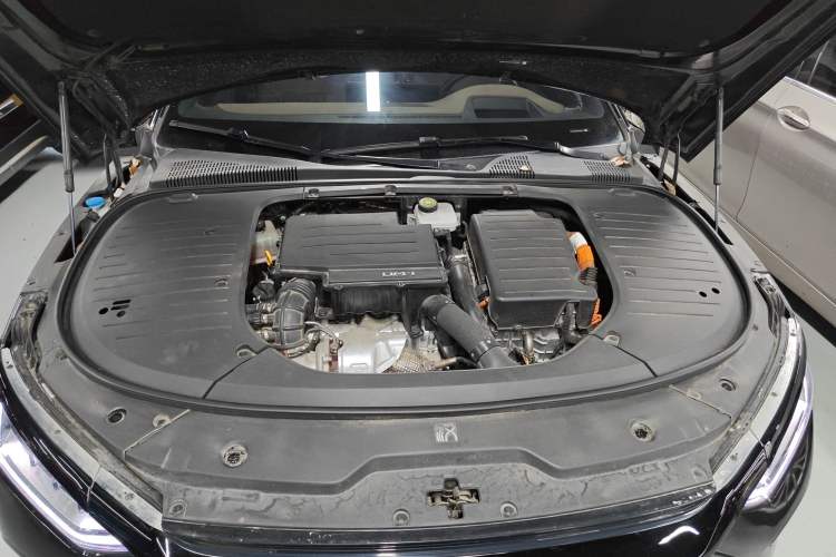 Used BYD Han 2023 DM-i Champion Edition 200KM Premium Model Engine Bay